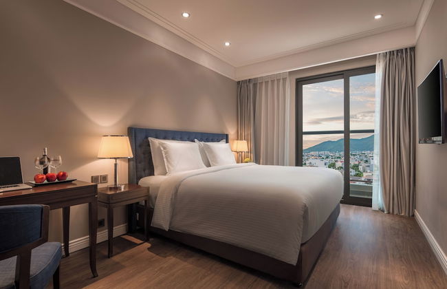 Altara Suites Da Nang - Foto 13