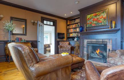 Secluded Estate Optional Guest House, Pond, Playroom, Gym & Theater Sunny Pond by Avantstay - Foto 43