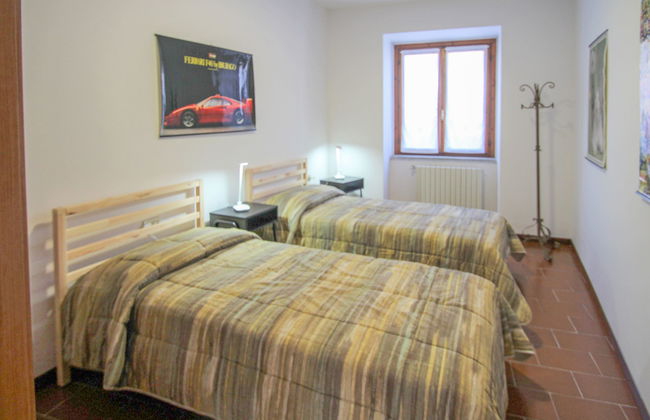 2 bedroom House in Castelveccana with garden - Photo 14