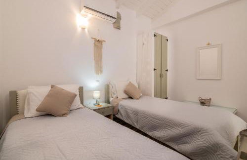 Villa Daniela - Private Pool and Serene Location, by ZanteWize - Foto 14