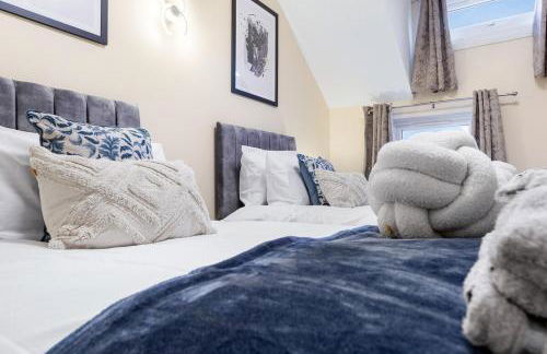 Lovely 4-BR Home In Leyton - Sleeps 14, Near Tube, Arcade, 100inchTV - Foto 37