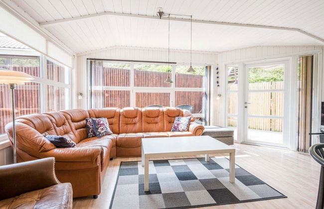 6 Person Holiday Home in Henne - Foto 7