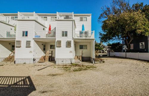 Dewey Villas --- 24 Dickinson Ave, Unit #8B - Foto 35