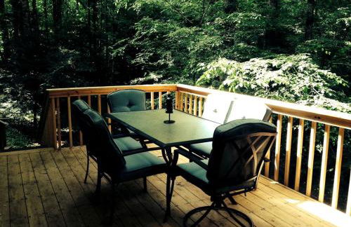 Impressive Secluded Cabin Rental with Hot Tub Along the Chattahoochee River, Georgia - Foto 17