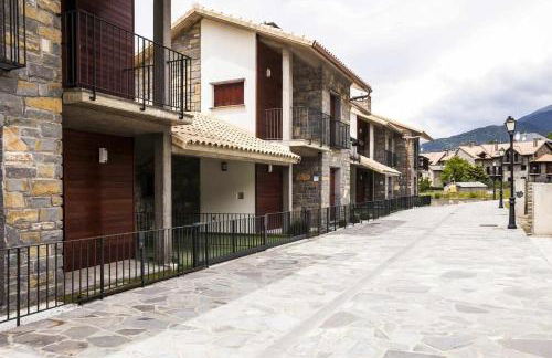 Casa Biescas Ski EVcharger Formigal 30min BBQ - Foto 15