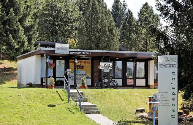 Detached Chalet with Terrace near Swimming Lake - Photo 13