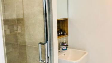 1 bedroom luxury apartment 20 min from centre - Foto 5