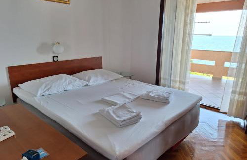 Apartman Ksenija - Photo 13