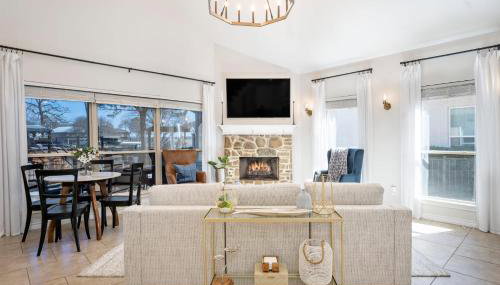 Luxury Lakefront Getaway - Foto 2