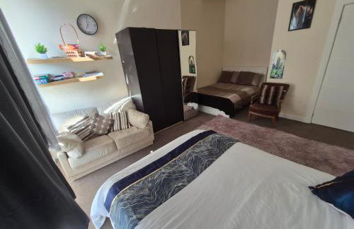 Cosy and Bright 3-bedroom flat - Foto 46