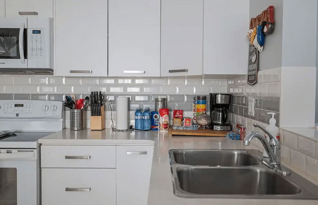 Stunning Home - Photo 7