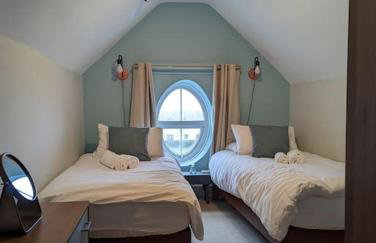 Pencartref Apartment - 4 Bedrooms, 3 Bathrooms, Sleeps 7-8 - Foto 25