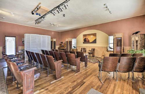 Converted Concert Hall in Downtown Del Norte! - Photo 2