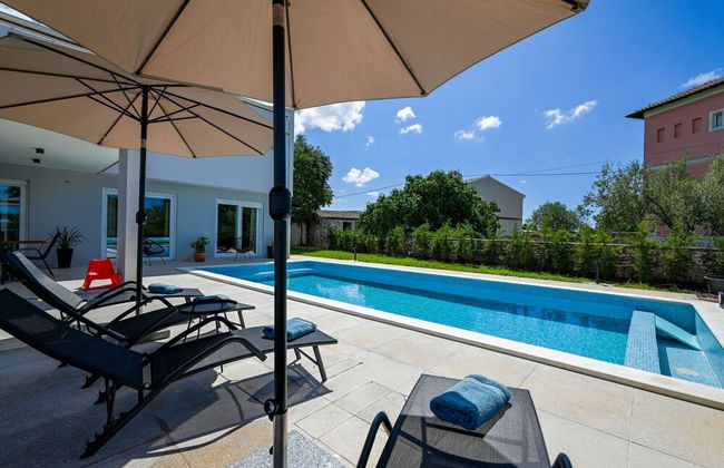 Matohanci Dazzling Villa With Pool - Foto 59