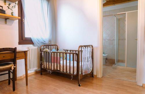 Venice's neighbor Home - Photo 8