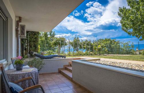 Terra Magica Deluxe Apartment OR Room with Private Parking, Terrace and Sea View - Foto 33