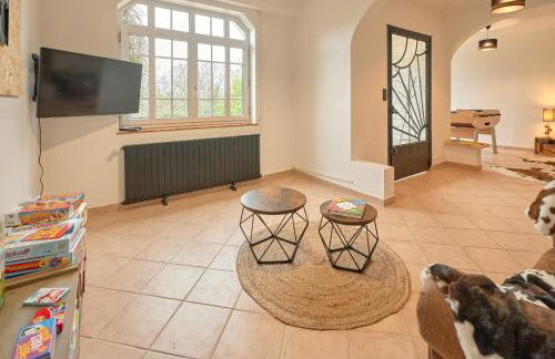 La Villa en Loire, avec Jacuzzi 6 places, Piscine chauffée, boulodrome, salle de jeu, 6 Chambres, vue Loire, 350M2 - Foto 28