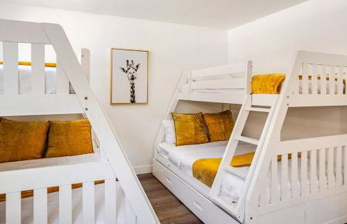 Malibu Beachfront Home with Rock Spa Ocean Views & Huge Deck - Foto 26