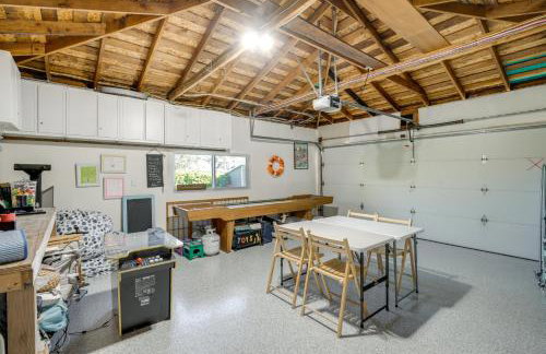 Seaside Home with Hot Tub and Patio Close to Beaches! - Foto 20