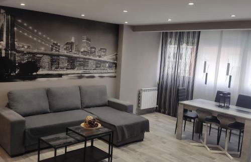 Casco histórico Alcalá con NRU y LICENCIA TURISTICA VT-13977 - Foto 3