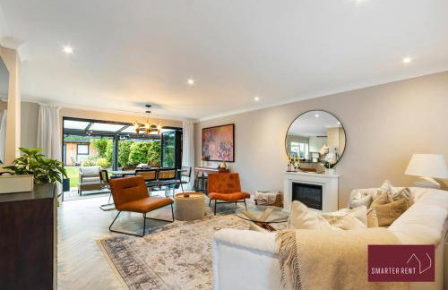 Guildford - 4 Bedroom House - Private Parking - Photo 7