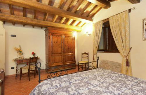 Farmhouse in Marche with Pool and Views - Foto 12