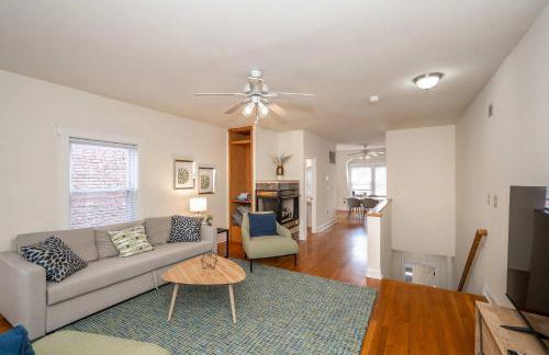 Cityscape Escape - Local Eateries - Foto 37