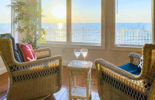 Waterfront Sanctuary w/ Panoramic Bay Views! - Foto 7
