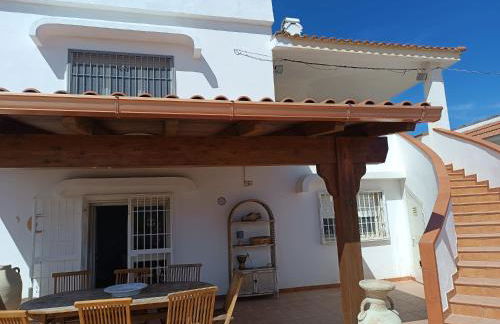 La casa di Clelia Torre colimena porto cesareo salento esclusiva 2 piani con 6 camere doppie 3 bagni posti auto terrazza giardino 5 minuti dal mare - Foto 10