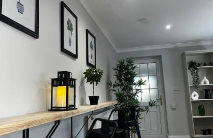 The Cheshire Gathering - Hot Tub 8 Bedroom - Photo 24