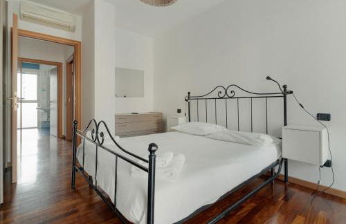 GuestHost - Precotto MM1 Apartment - Milano - Photo 2