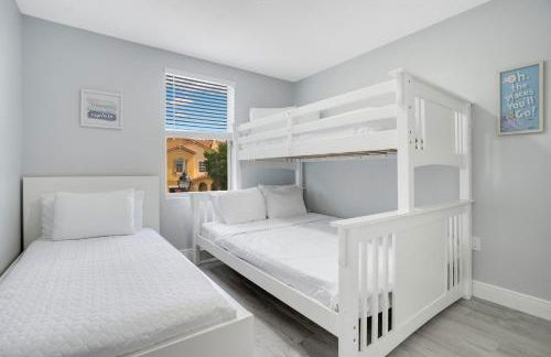 Stylish Villa Near Disney & Universal - Foto 31