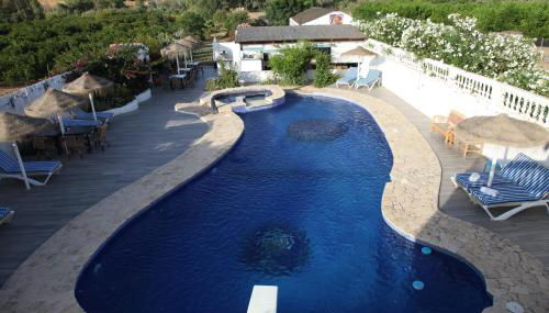 The Dragonfly Retreat - Photo 1, sunbed