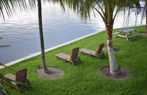 Sailfish Suites 4- Waterfront Pet friendly - Photo 32