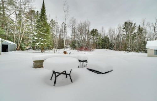 Pet Friendly Home - Walk to Mullet Lake! - Photo 24
