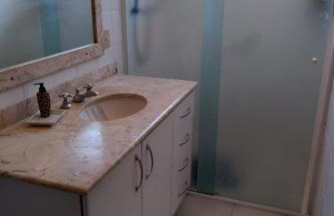 Casa aconchegante e grande no Circuito das Águas Paulista - cem por cento privativa - Foto 28