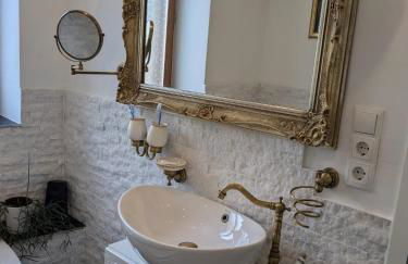 Altes Häusle am Waschbach Anno 1625 Ferienwohnungen und Doppelzimmer - Foto 10