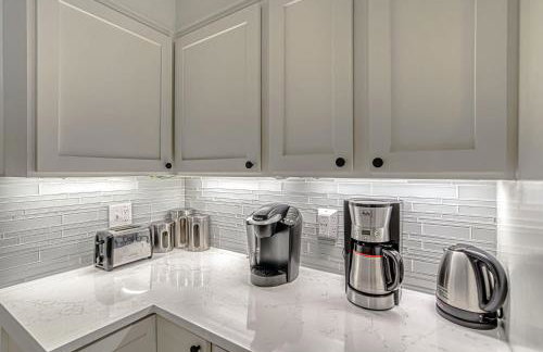 Family-Friendly 3BR w Private Pool & BBQ in SW Austin - Foto 12