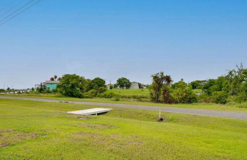 Fish and Boat Home with Spacious Yard in Seadrift - Foto 29