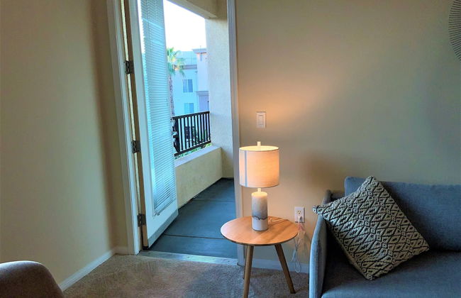 Platinum Triangle Apartments - Foto 13