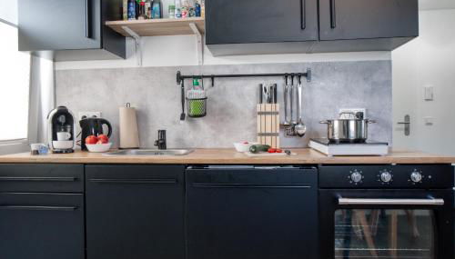 Stillvolle Wohnung bei Köln / Bonn Flughafen - Foto 3, stove, dishwasher, toaster, minibar