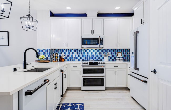 Luxury Waterfront Condo W/pool & Views! - Foto 11