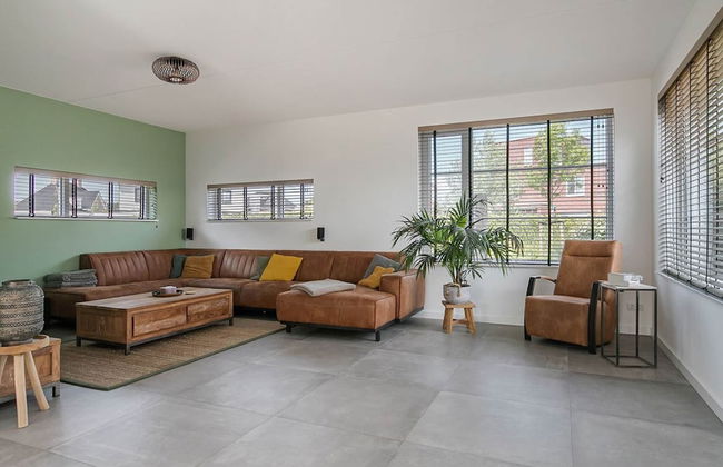 Tasteful Holiday Home in Middelburg With Garden - Photo 8