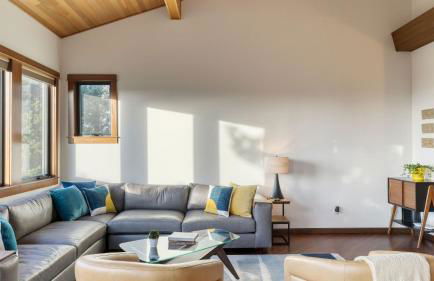 Half Block to Beach w/ Oceanview, Patio + Balcony The Shore Pine by Avantstay - Foto 18