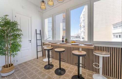 Piso Exclusivo con 5 Dormitorios en el Corazón de Tarragona - Foto 8