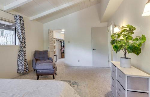 WFH-Friendly Retreat Less Than 1 Mi to Clear Lake! - Foto 12