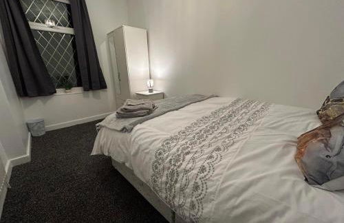 Comfortable, spacious 2 Bedroom house close to Etihad Stadium - Foto 12