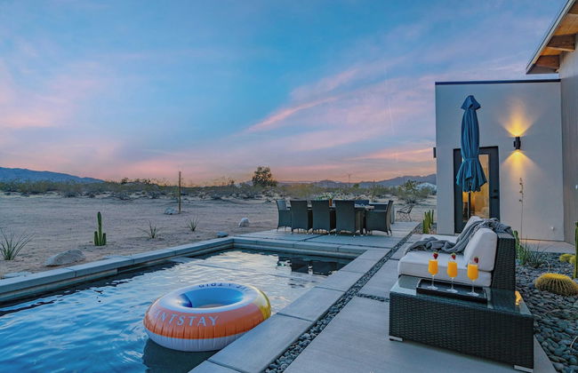 Private Pool, Hot Tub, Firepit Modern Oasis Blue Mirage by Avantstay - Foto 36