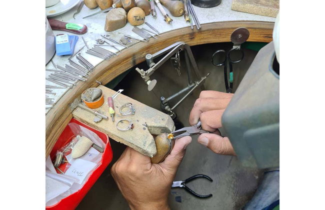 Free tour por uma oficina de diamantes e gemas - Foto 6