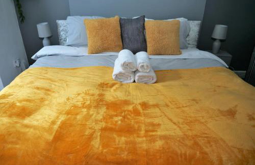 Comfortable Home From Home Bolton Central - Sleeps - 10 - Foto 13